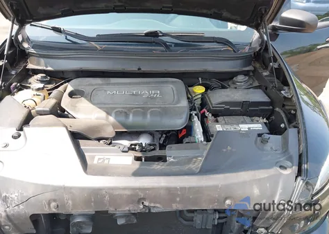 2015 Jeep Cherokee Sport z USA, uszkodzony, nr VIN 1C4PJLAB0FW546980